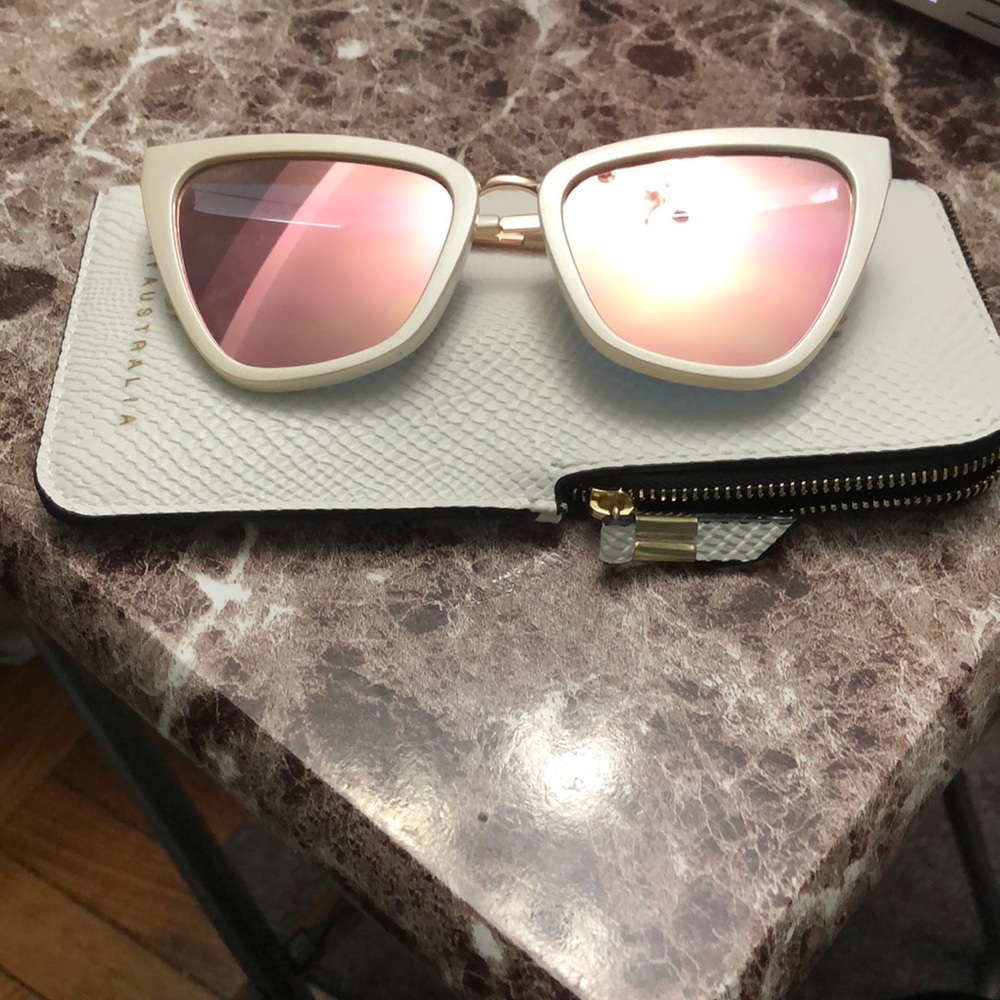 Brand new Quay X JLO ‘Reina’ sunglasses